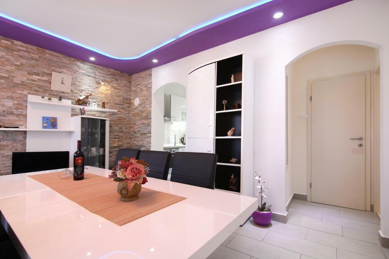 Luxury House With Pool Villa โตรกีร์ ภายนอก รูปภาพ